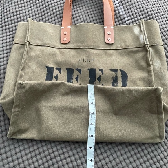 Feed the children tote bag - Picture 5 of 8